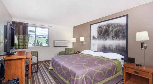 Номер Standard Super 8 by Wyndham Richlands/Claypool Hill Area