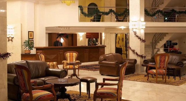 Aeton Melathron Hotel, Prenota Hotel Tríkala Tessaglia