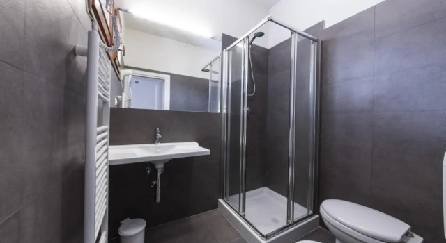 Трёхместный номер Standard Hotel Delta