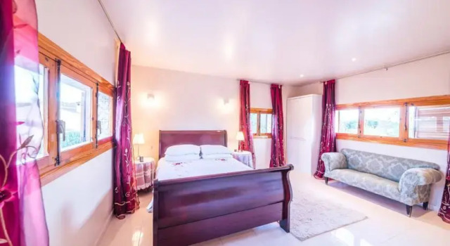 Bed and Breakfast Villa Los Alamos, Забронировать Вилла Бусот Коста-Бланка