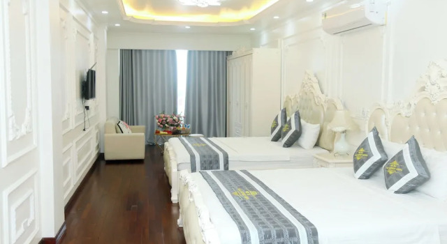 Четырёхместный номер Deluxe Noi Bai Ville Airport Hotel