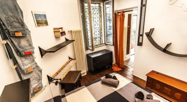 Temporary House - Milan Porta Ticinese, Забронировать Апартаменты/квартира Милан Ломбардия, рядом с Colonne di San Lorenzo