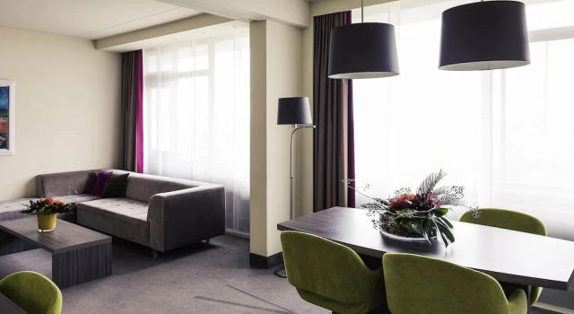 Suite Mercure Hotel Groningen Martiniplaza