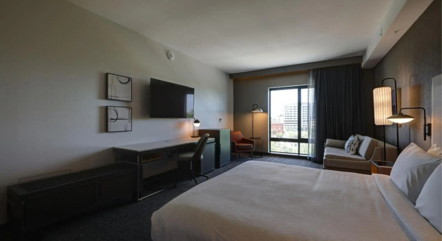 Courtyard by Marriott Iowa City University Heights