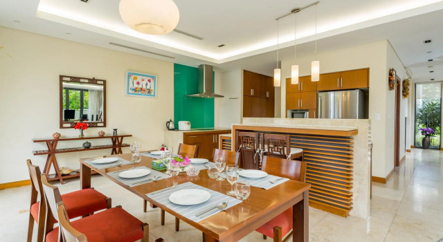 Airy 3 bedroom in the Ocean Villas Da Nang, Prenota Hotel Hotel a Da Nang con colazione, Colazione