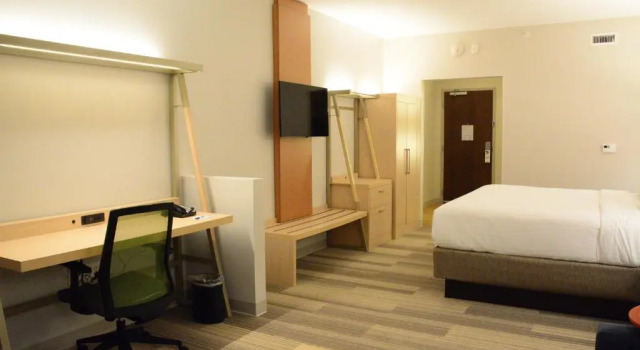 Одноместный люкс Holiday Inn Express & Suites Lexington Park California by IHG