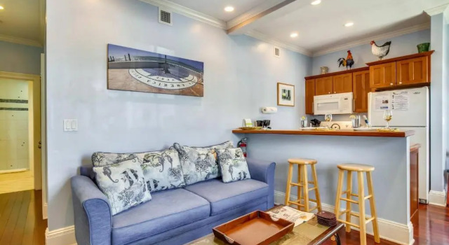 Коттедж Paradise Place by Avantstay Key West Old Town Condo w/ Shared Pool