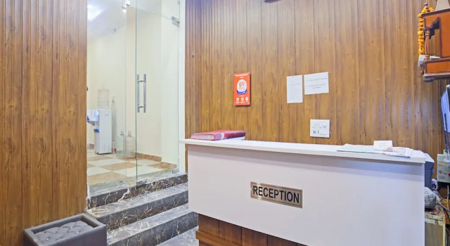 Hotel Deluxe Stay Inn, Забронировать Отель Отели Нью-Дели с парковкой, Парковка