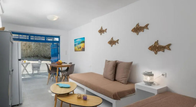 Almera Sea View Boat House, Prenota Hotel Mytakas Milo