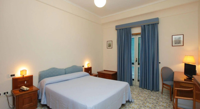 Hotel Mega Mare