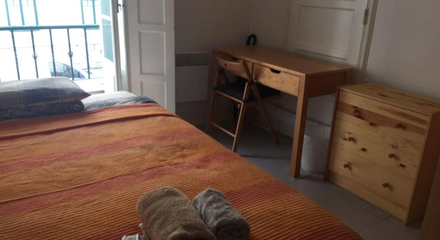 Sunny Lisbon - Guesthouse and Residence, Забронировать Отель Отели Лиссабона 3 звезды, рядом с Рештаурадориш, 3*
