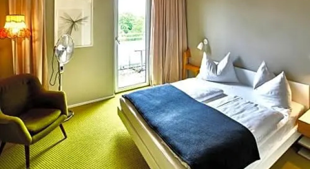 Номер Standard с балконом magdas HOTEL