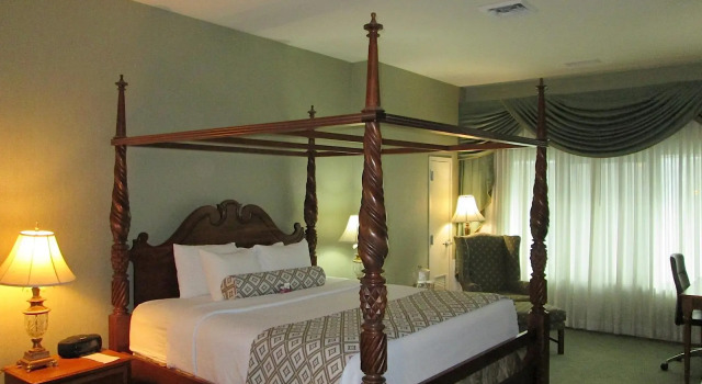 Двухместный номер Executive Clayton Plaza Hotel & Extended Stay