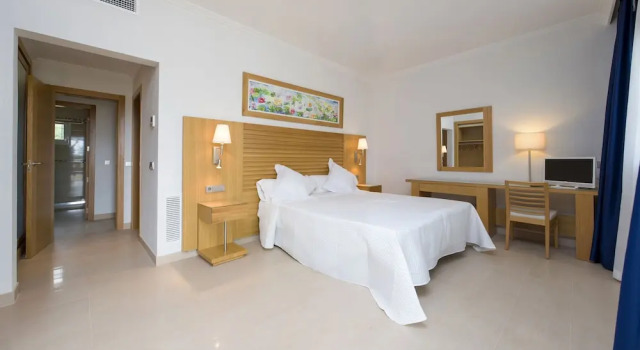 Es Casals Nou, Book Villa Hotels in Ibiza with a Pool, Swimming Pool