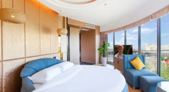 Люкс Shenxiangtang Riverview Art Hotel (Suining Dingsheng International Wanda Plaza)