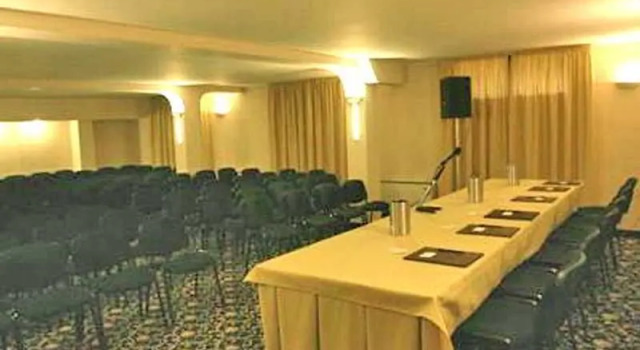 Люкс Hotel Martini Olbia
