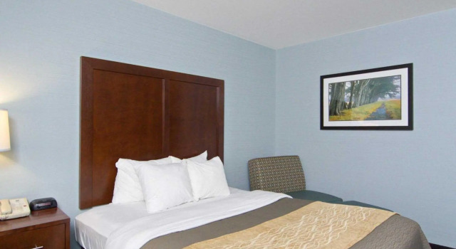 Номер Standard Comfort Inn Monticello