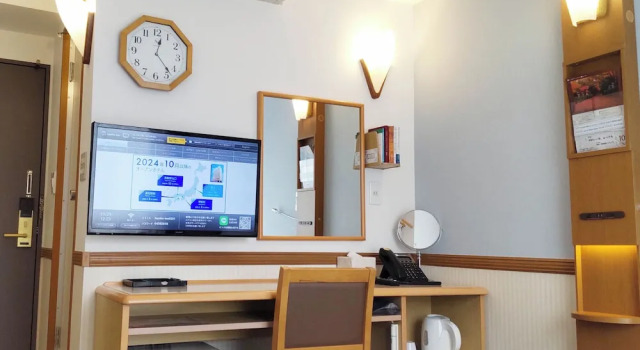 Номер Economy Toyoko Inn Tsuruga Ekimae