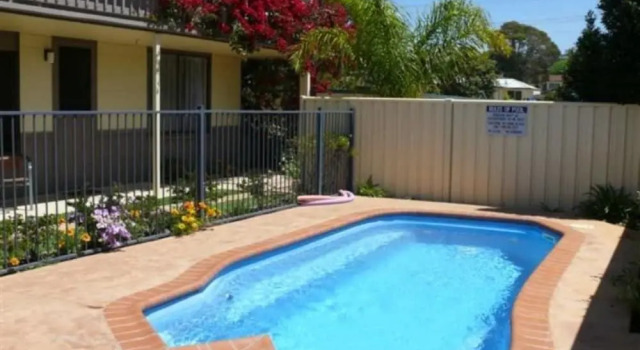 Sandpiper Holiday Units