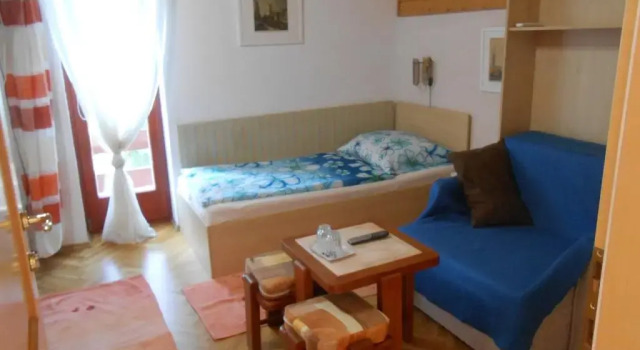 Aranyeső Vendégház Csorbai, Buchen Sie Hotel 11. Újbuda 