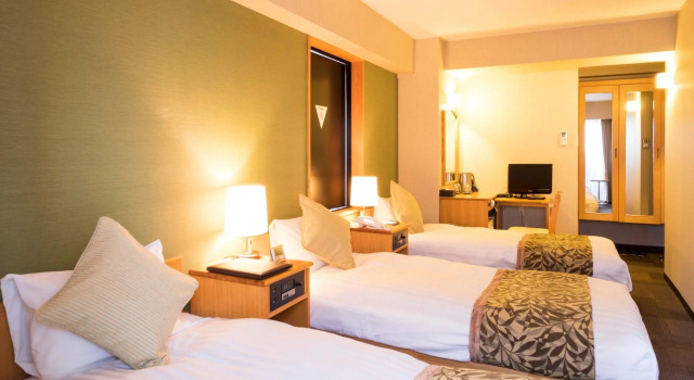 Трёхместный номер Standard Hotel AreaOne Kushiro