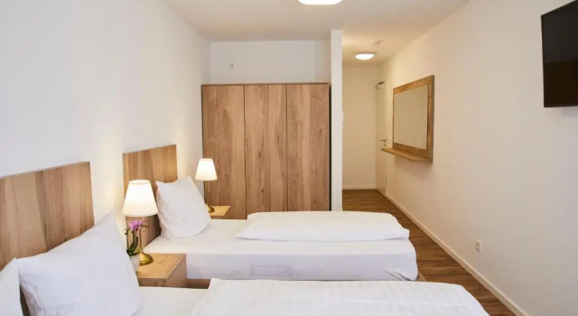 Трёхместный номер Comfort Lothringer Hof
