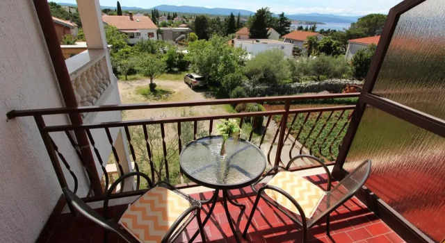 Room Jelka 3, Prenota Villa Hotel a Isole Quarnerine con parcheggio, Parcheggio
