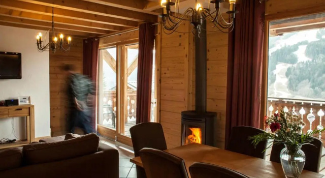 Chalet Tara, Забронировать Шале Виллы Овернь-Рона-Альпы, Вилла