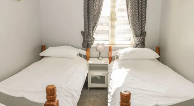 8 Richardson Court, Rezervați Casă de vacanță Whitby 