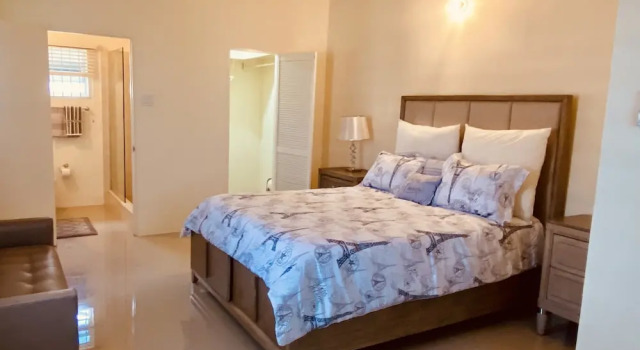 Вилла Jhadano Villa 3BR Pool Shuttle 3 Mins to Beach
