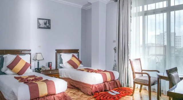 Двухместный номер Standard с балконом и с видом на город Tirar International Hotel