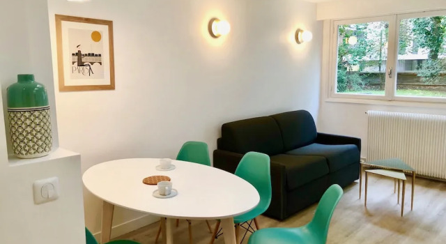 Apartment Tour Eiffel and Parking, Забронировать Апартаменты/квартира Отели Парижа с парковкой, рядом с Станция метро Pasteur, Парковка