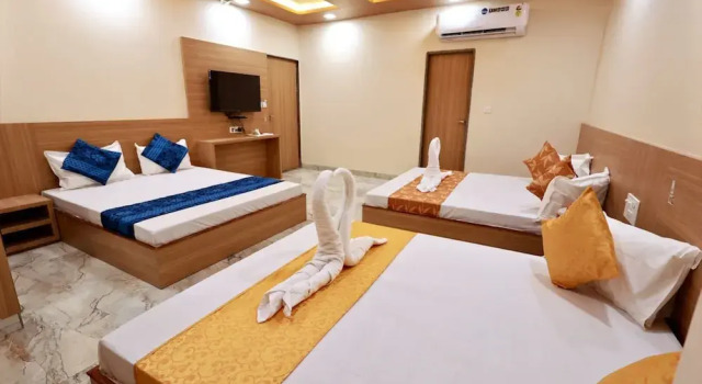 Номер Deluxe Hotel Royal Suites