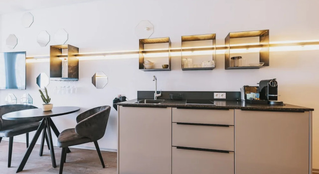 Номер Deluxe Nikolaus by AvenidA Panoramic Wellness Suites