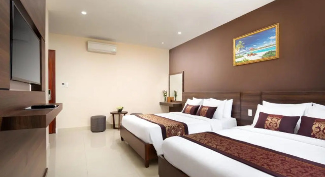 Четырёхместный номер Superior Nolis Hotel