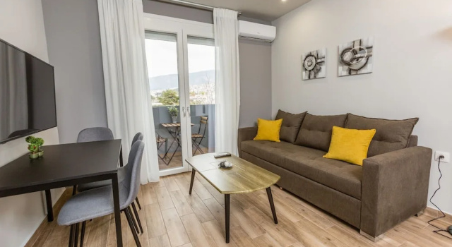 Апартаменты Standard с балконом Raise Athens Metro Apartments