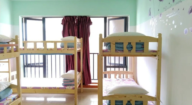 81 Youth Hostel, Rezerwuj Hostel Hotele w Shenzhen z parkingiem, Parking