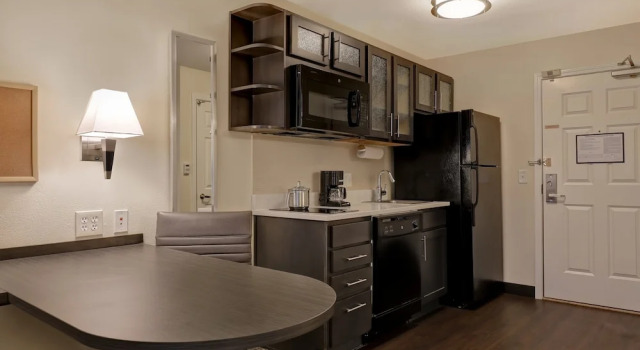 Двухместный люкс Candlewood Suites Indianapolis - South by IHG