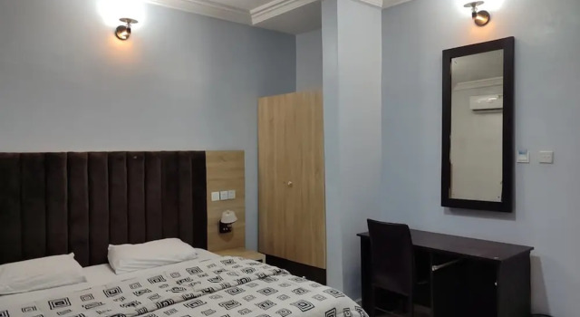 Номер Executive All Saints House