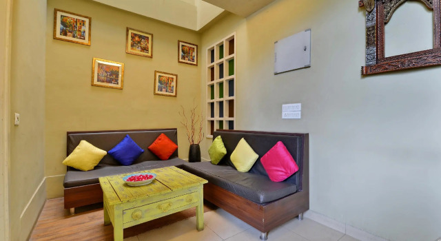 Hotel Dev Villas