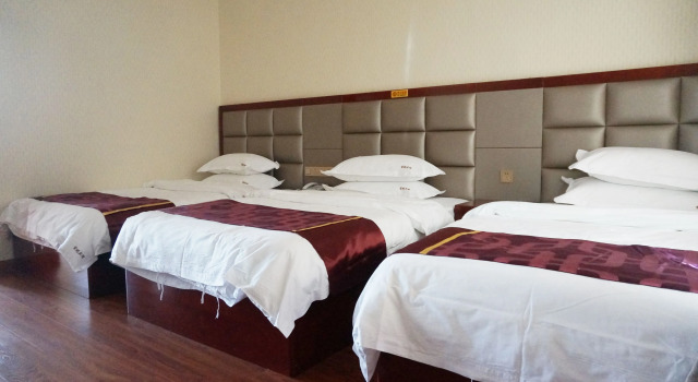 Baodi Hotel, Rezerwuj Hotel Hotele 3-gwiazdkowe w Xinjiang, 3*