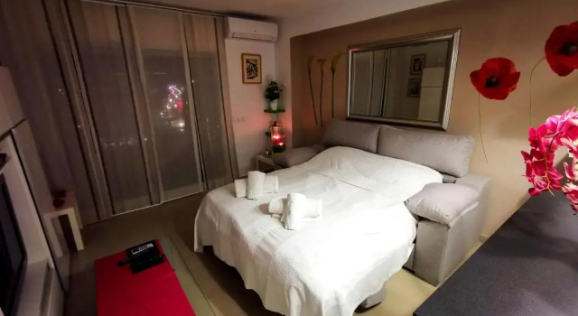 Apartamento Carihuela Torremolinos, Забронировать Апартаменты/квартира Отели Торремолинос с бассейном, рядом с Парафия Архангела Михаила, Бассейн