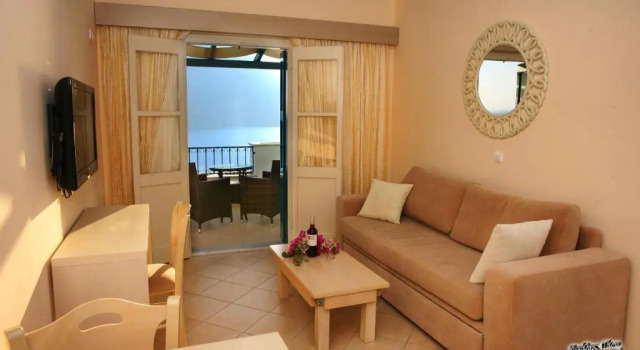 Апартаменты Elena Village Hotel & Suites