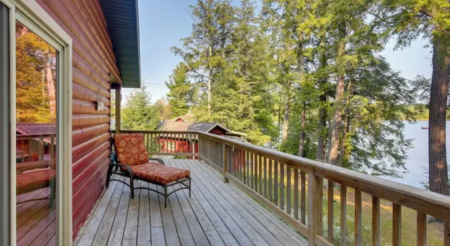 Коттедж Waterfront Mercer Cabin w/ Wraparound Porch!
