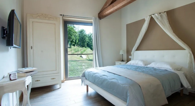 Cascina Montiglio, Забронировать Фермерский дом Фермерские дома Пьемонта, Фермерский дом