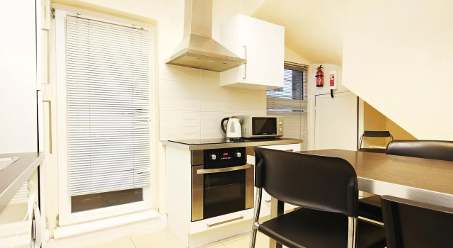 LCS London Bridge Apartments