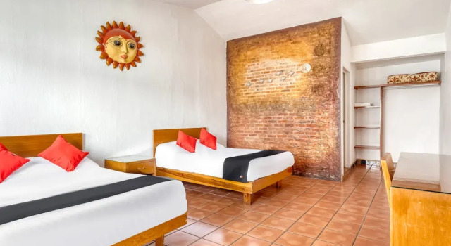 Четырёхместный номер Standard Hotel Arana Tonalá
