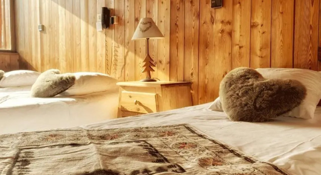 Трёхместный номер Standard Hotels Les Catrems & Le Montagnou