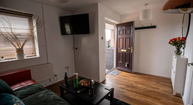Beautiful Cardiff Wharf Free Parking Waterviews, Забронировать Дом для отпуска Виллы Кардиффа, рядом с Национальный музей Кардиффа, Вилла