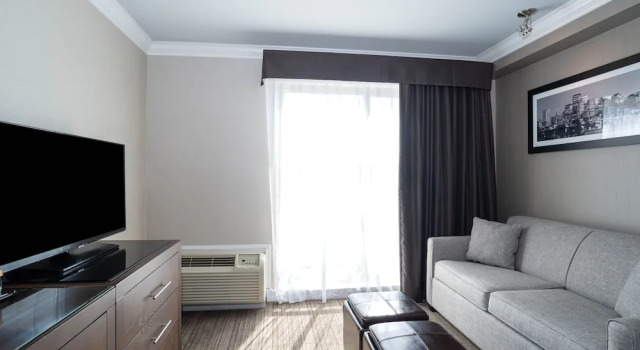 Номер Grand Sandman Hotel & Suites Calgary South